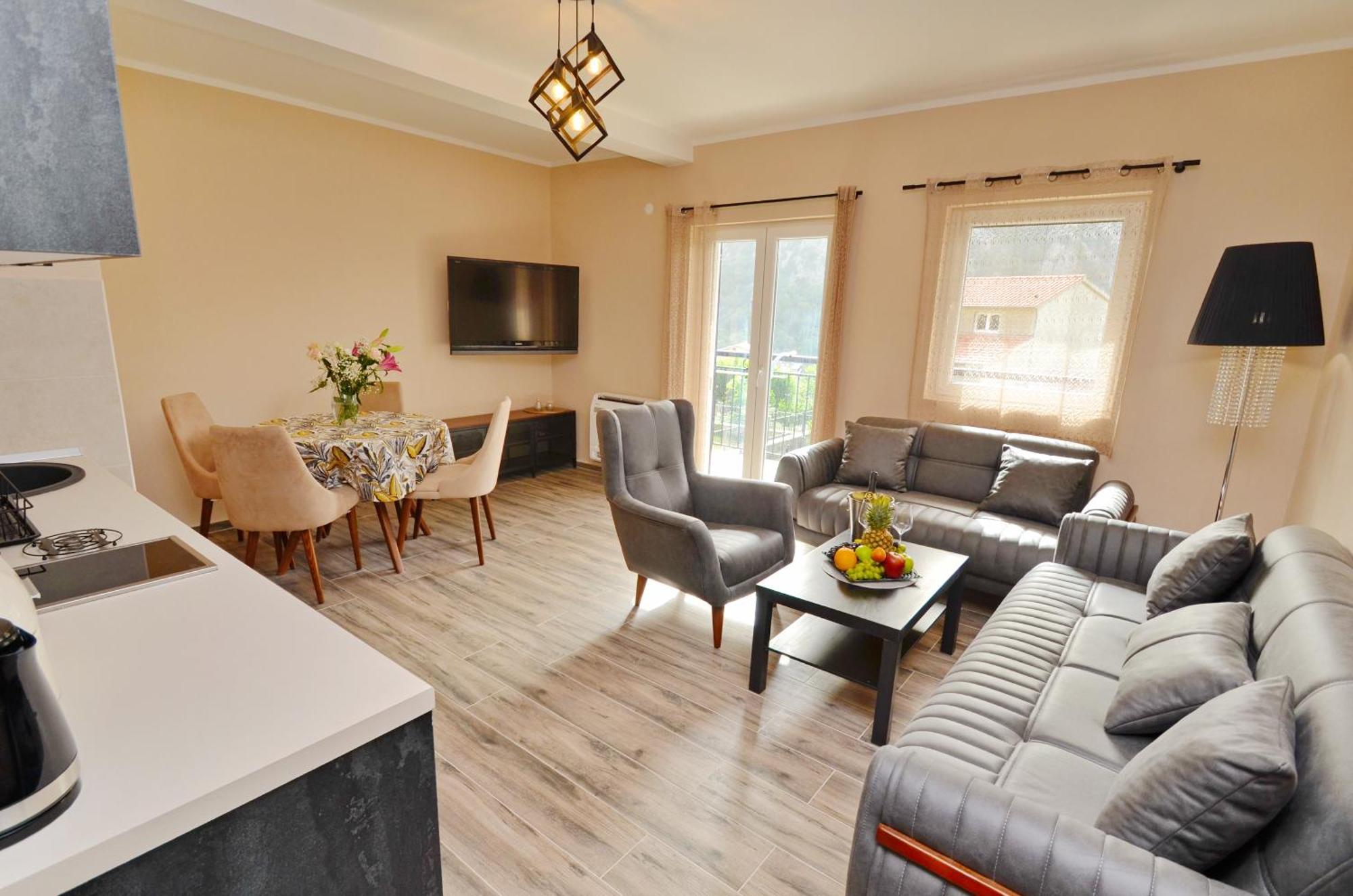 Apartments Orizzonte With Beautiful View Of The Bay Kotor Extérieur photo