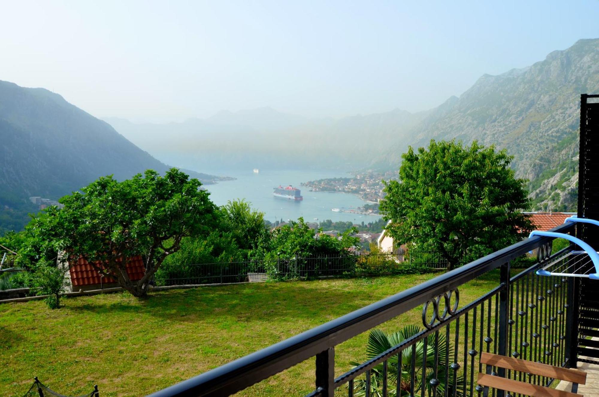 Apartments Orizzonte With Beautiful View Of The Bay Kotor Extérieur photo