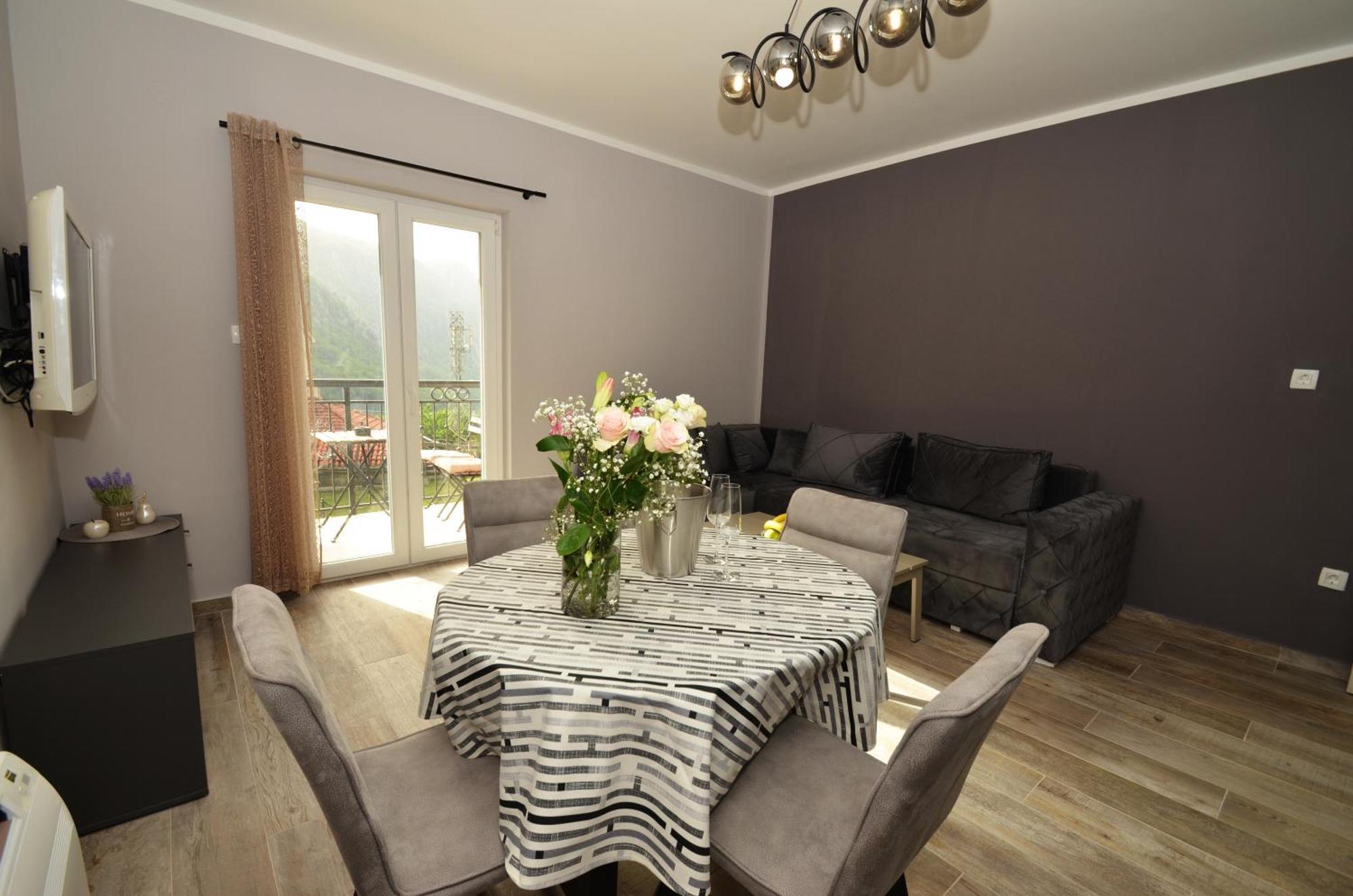 Apartments Orizzonte With Beautiful View Of The Bay Kotor Extérieur photo
